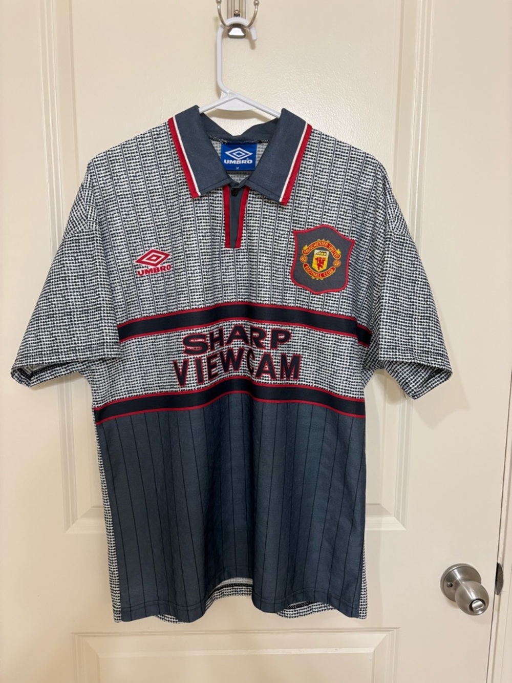Umbro Manchester United 1995/96 Away Soccer Jersey Size M